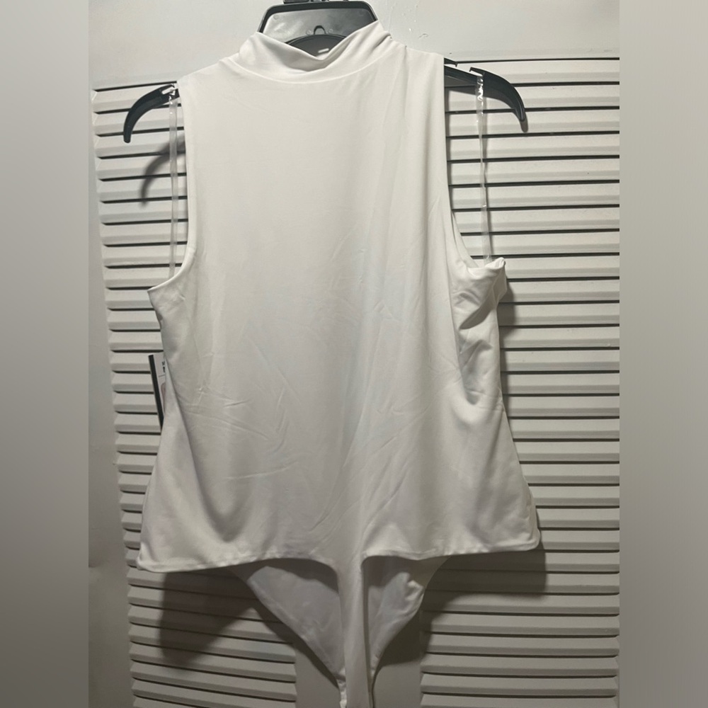 MADDEN NYC MOCK NECK BODYSUIT - Picture 3 of 6